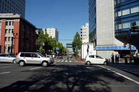 横浜散歩道 ｊｒ桜木町駅出発